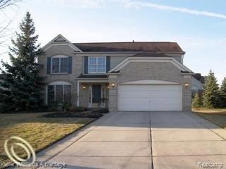 5707 Timberridge Dr, West Bloomfield, MI 48324 - photo 1