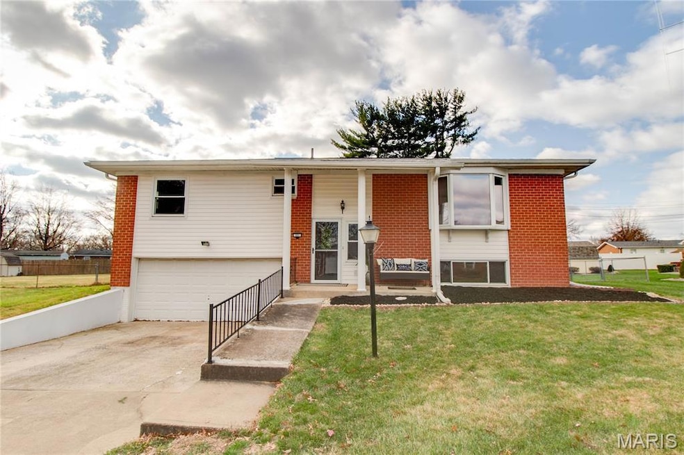 321 Mercury Dr, Godfrey, IL 62035 - photo 1