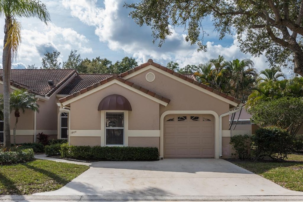 1904 Rosewood Way-3