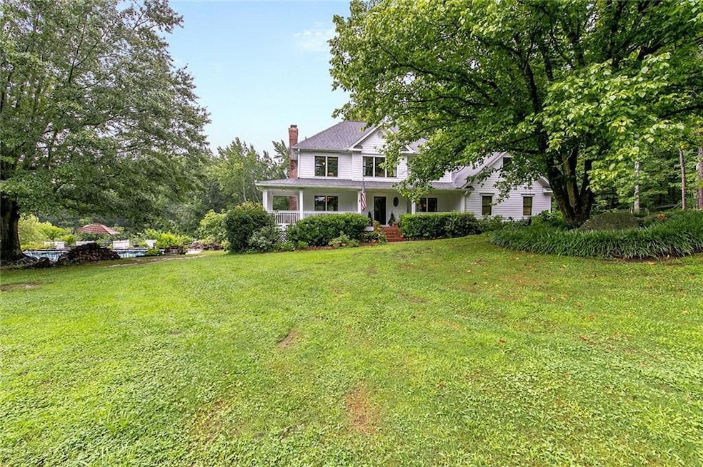 2398 E Maddox Rd, Buford, GA 30519 - photo 1