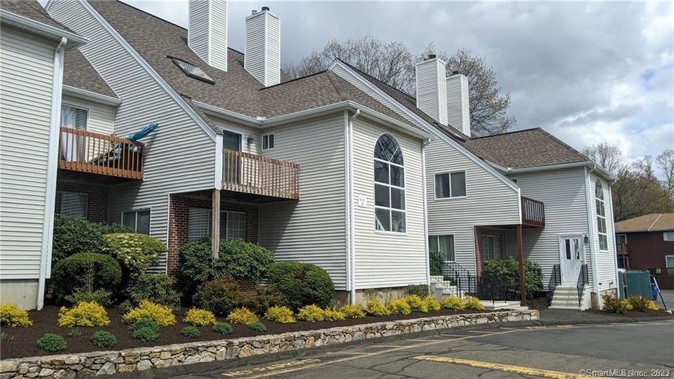 3200 Madison Ave unit 41, Bridgeport, CT 06606 - photo 1