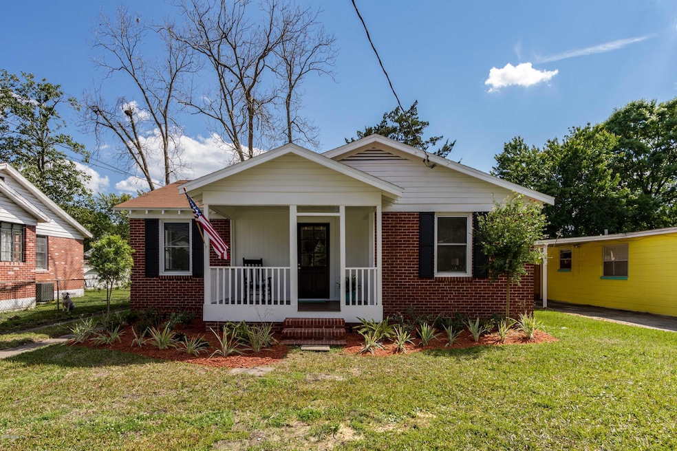 4732 Post St, Jacksonville, FL 32205 - photo 1