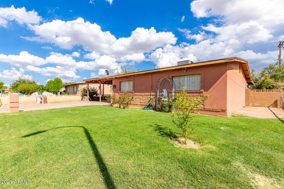 8051 W Weldon Ave, Phoenix, AZ 85033 - photo 1