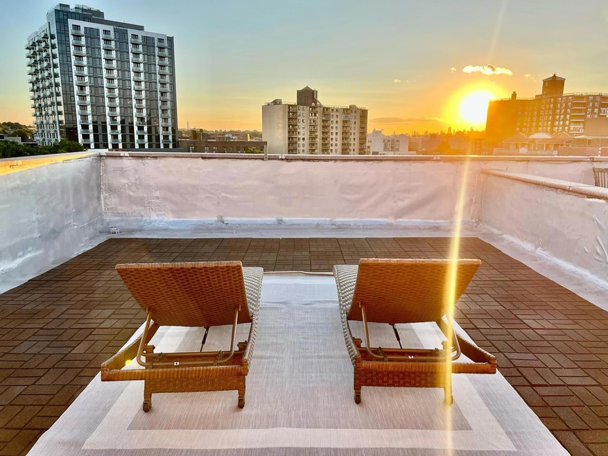 53-10 90th St unit 4B, Elmhurst, NY 11373 - photo 1