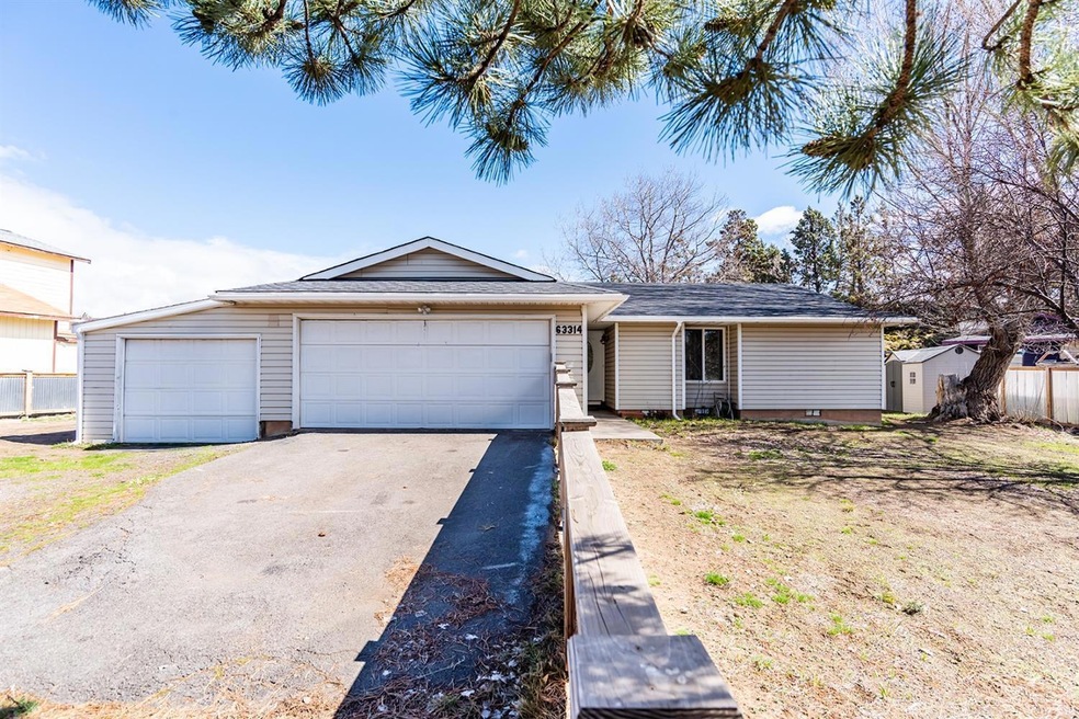 63314 Lamoine Ln, Bend, OR 97701 - photo 1