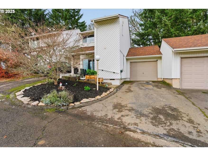 1450 SW Bridlewood Dr unit 8, Dallas, OR 97338 - photo 1