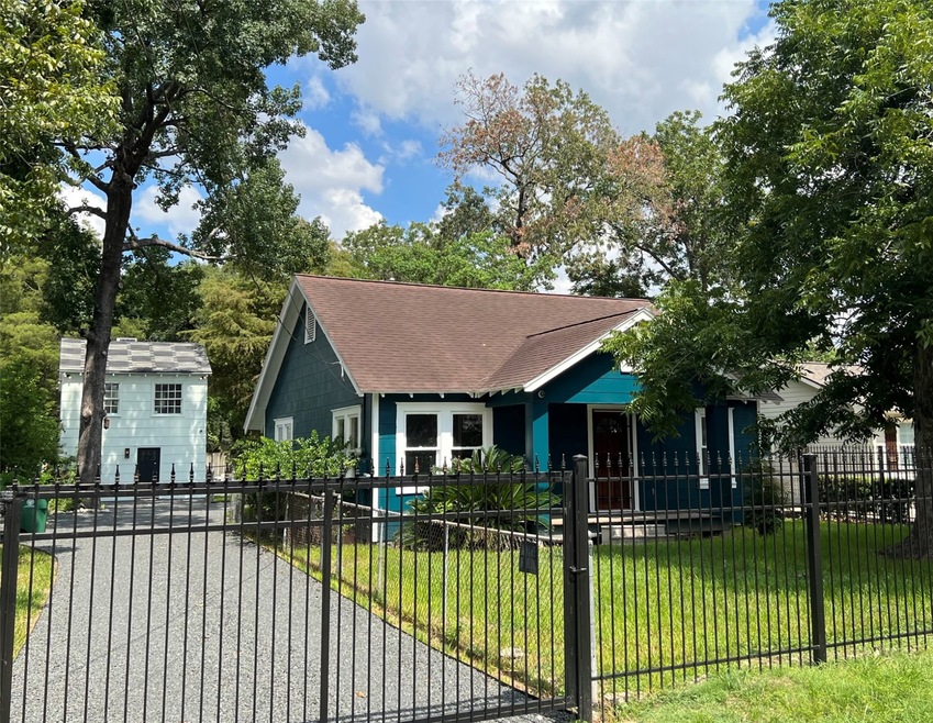 607 Westford St, Houston, TX 77022 - photo 1