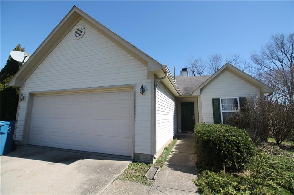 219 Walter Ct, Carmel, IN 46032 - photo 1