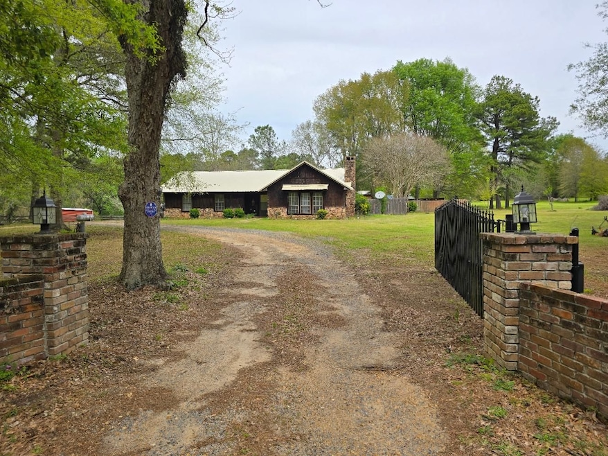 4193 Muddy Springs Rd, Magnolia, MS 39652 - photo 1