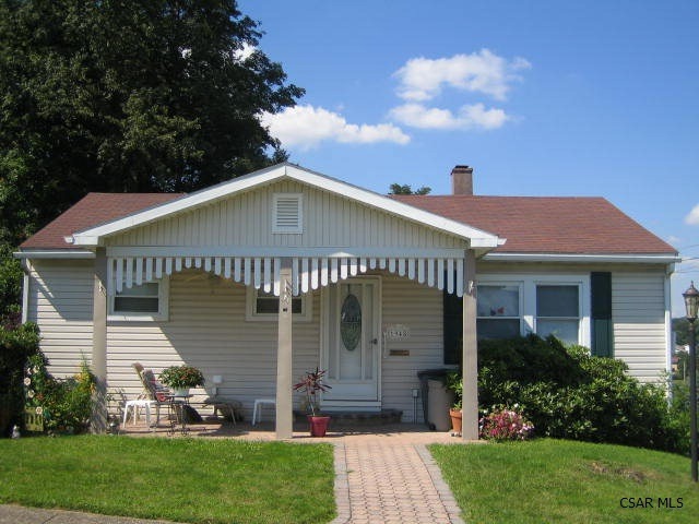 1948 Mount View Dr, Johnstown, PA 15905 - photo 1