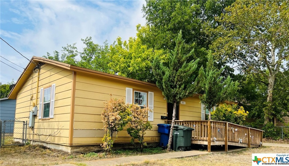 301 W Lincoln Ave, Copperas Cove, TX 76522 - photo 1