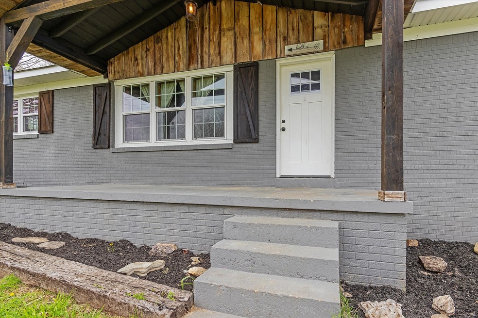 1241 Oak Grove Rd, Goodspring, TN 38460 - photo 1