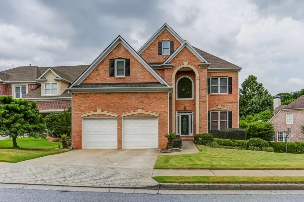 Welcome to 3836 Tynemoore Walk SE!