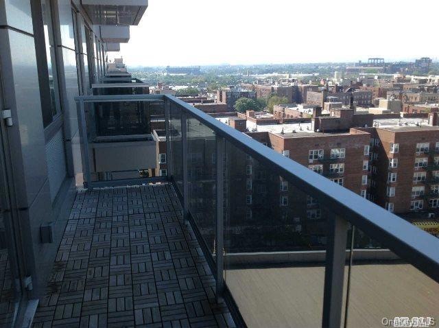 The Arcadia unit 11H, Flushing, NY 11355 - photo 1