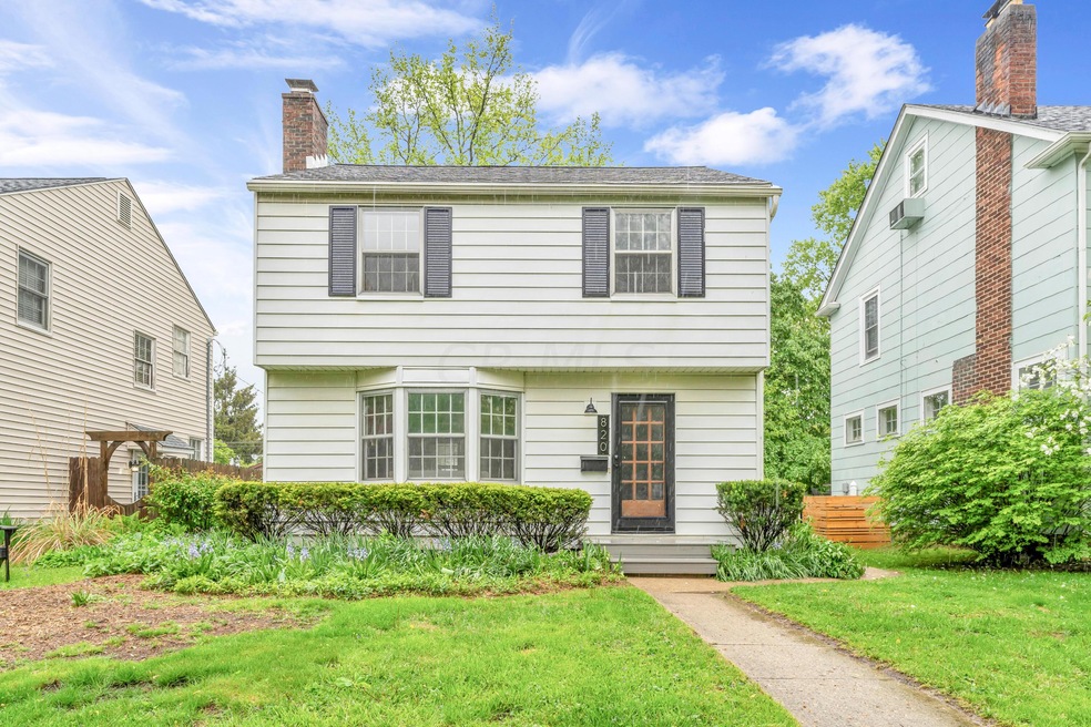 820 S Cassingham Rd, Columbus, OH 43209 - photo 1