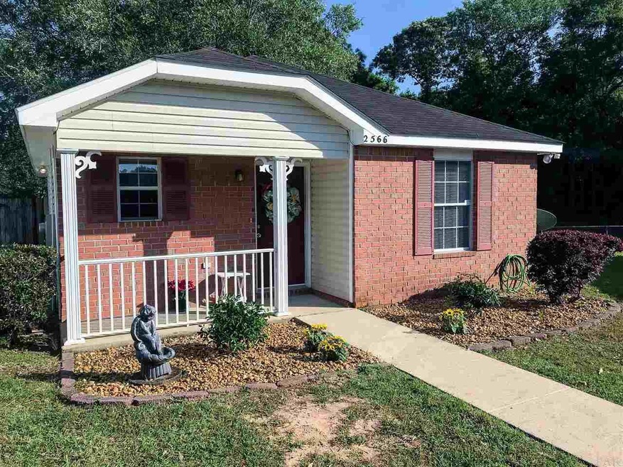 2566 Trailwood Dr, Cantonment, FL 32533 - photo 1