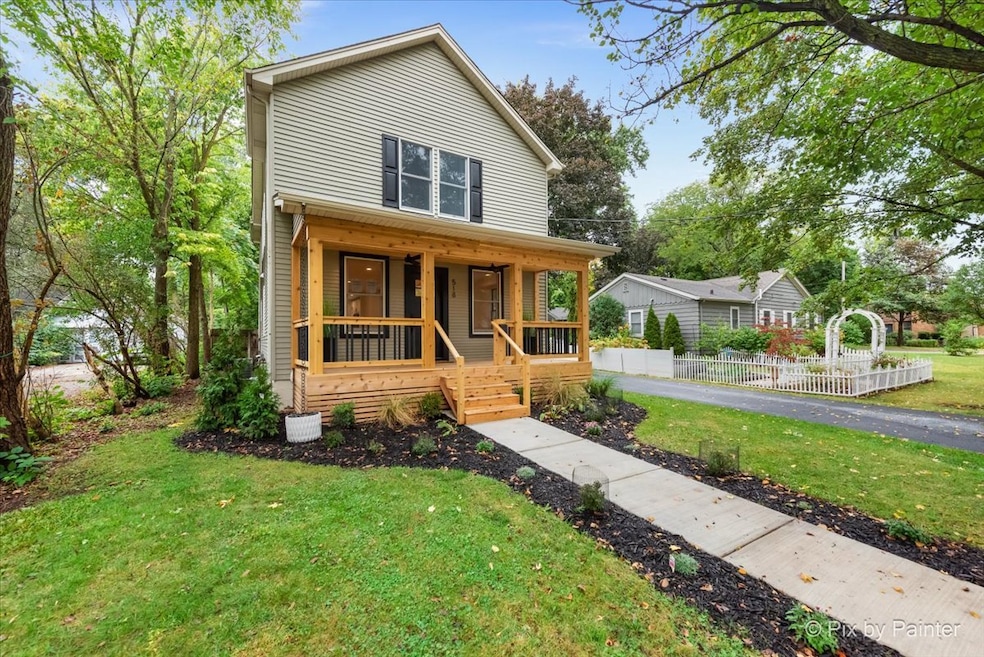 For Sale $714,000 • Co-Listing Agent