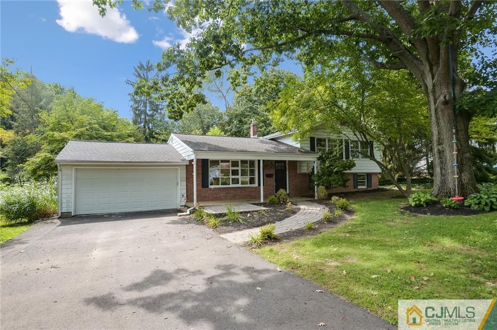 21 Brainerd Dr, Cranbury, NJ 08512 - photo 1