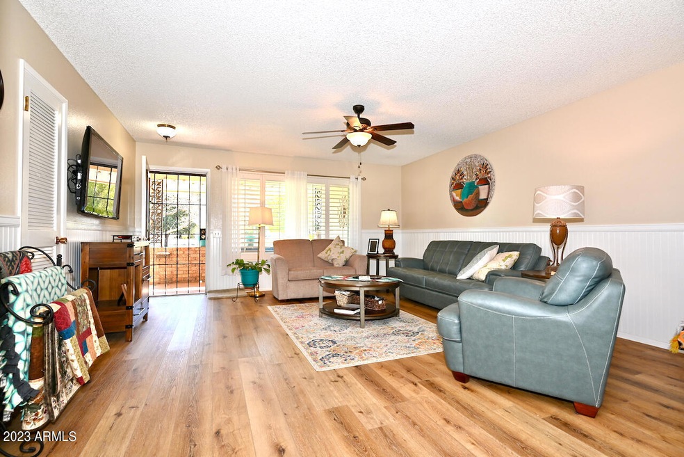 9822 W Oak Ridge Dr - 24 of 64