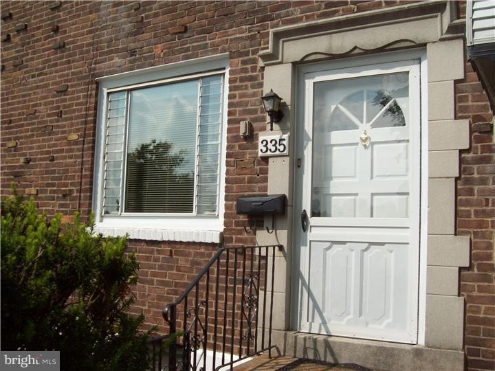 335 Westpark Ln, Clifton Heights, PA 19018 - photo 1