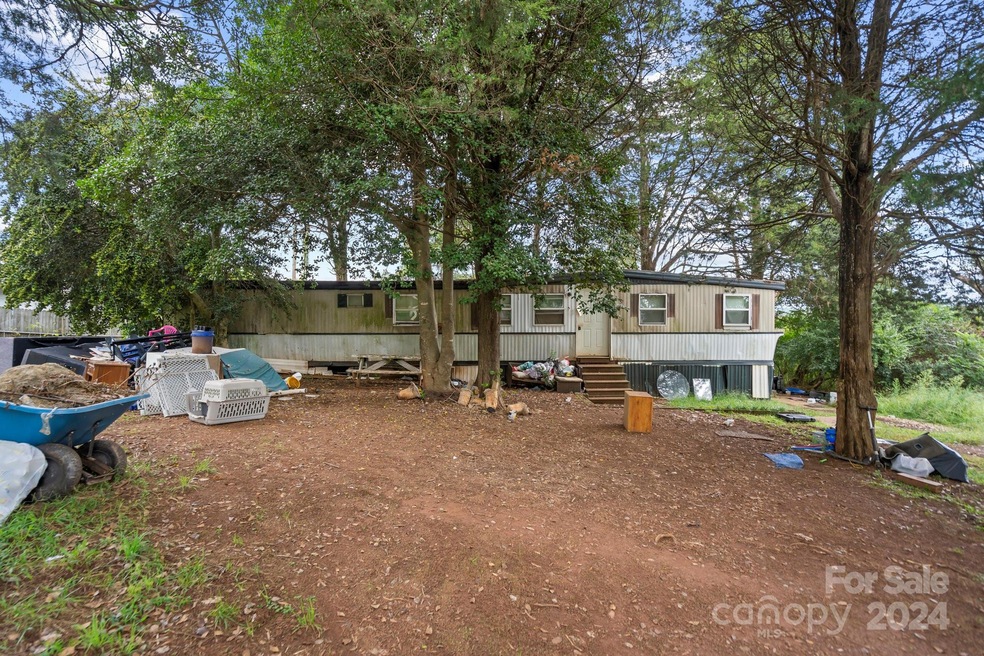 412 Elizabeth Ln, Gastonia, NC 28052 - photo 1