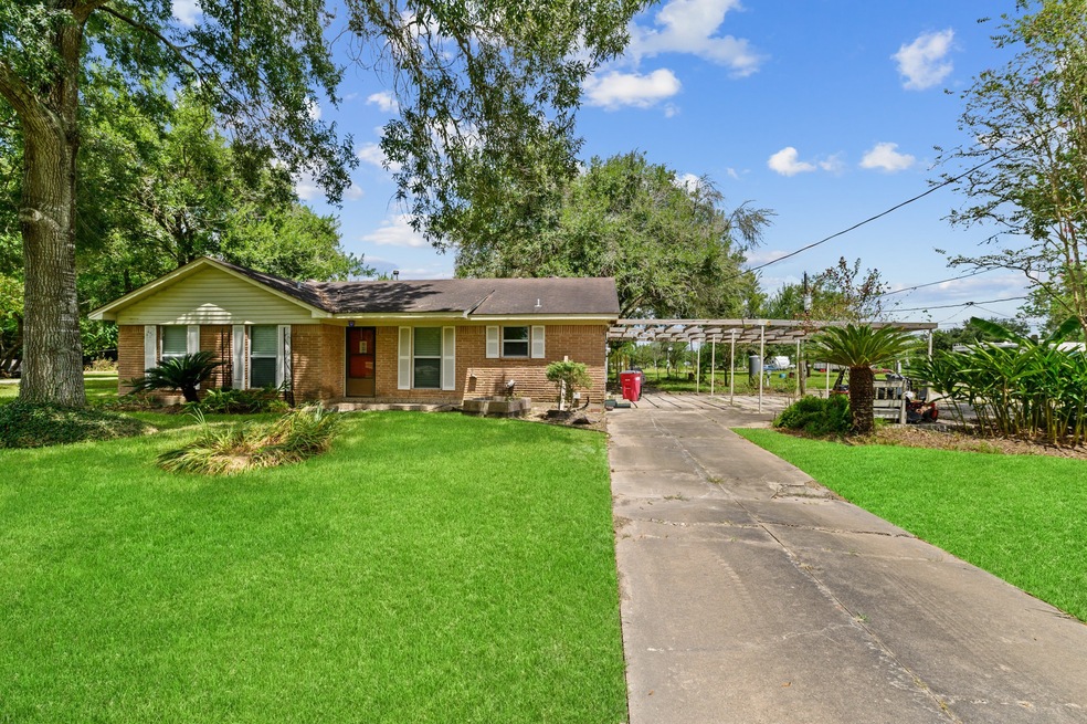 6509 County Road 100, Pearland, TX 77584 - photo 1