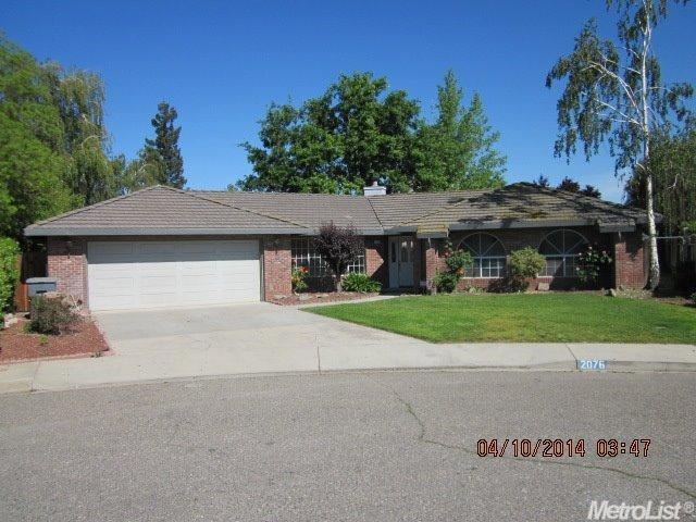2076 Rapunzel Ct, Oakdale, CA 95361 - photo 1