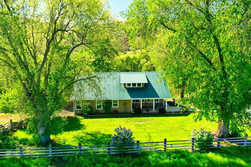 29027 S Fork Rd, Dayville, OR 97825 - photo 1