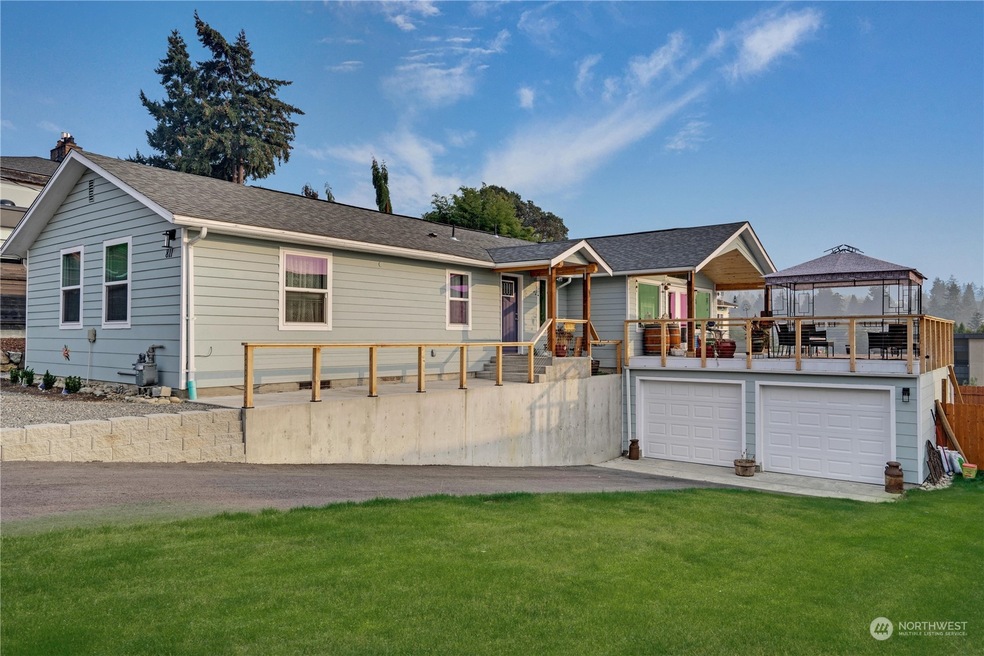 811 S 226th Place, Des Moines, WA 98198 - photo 1