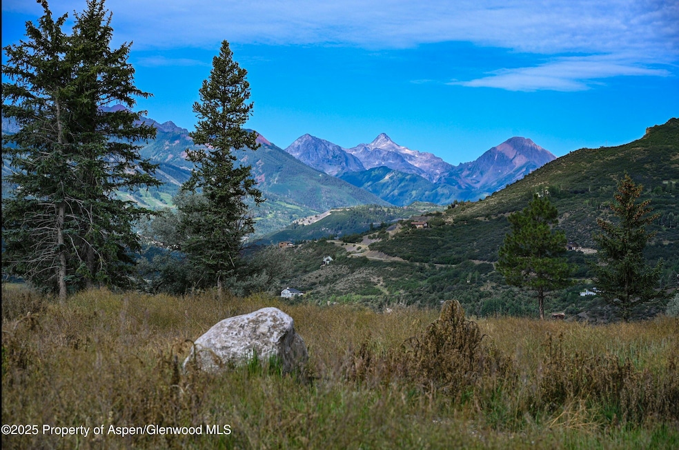 Under Contract $7,950,000 • Co-Listing Agent