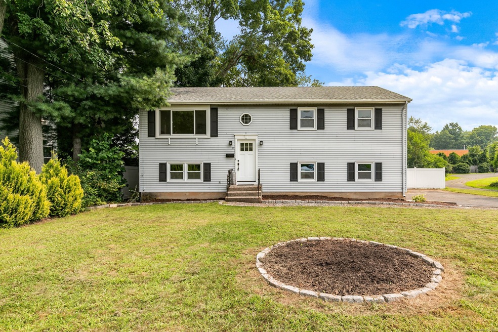 37 Daley St, Bristol, CT 06010 - photo 1