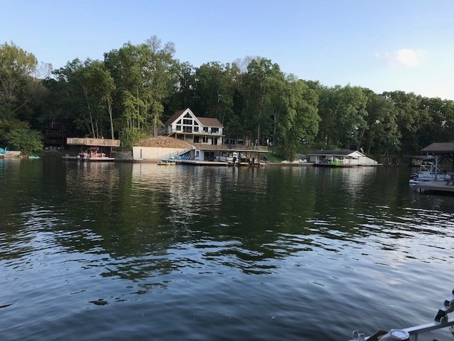 8876 E Chinquapin Ave, Summit Township, IL 62401 - photo 1