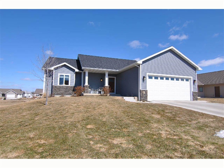 881 Sumac St, Oregon, WI 53575 - photo 1