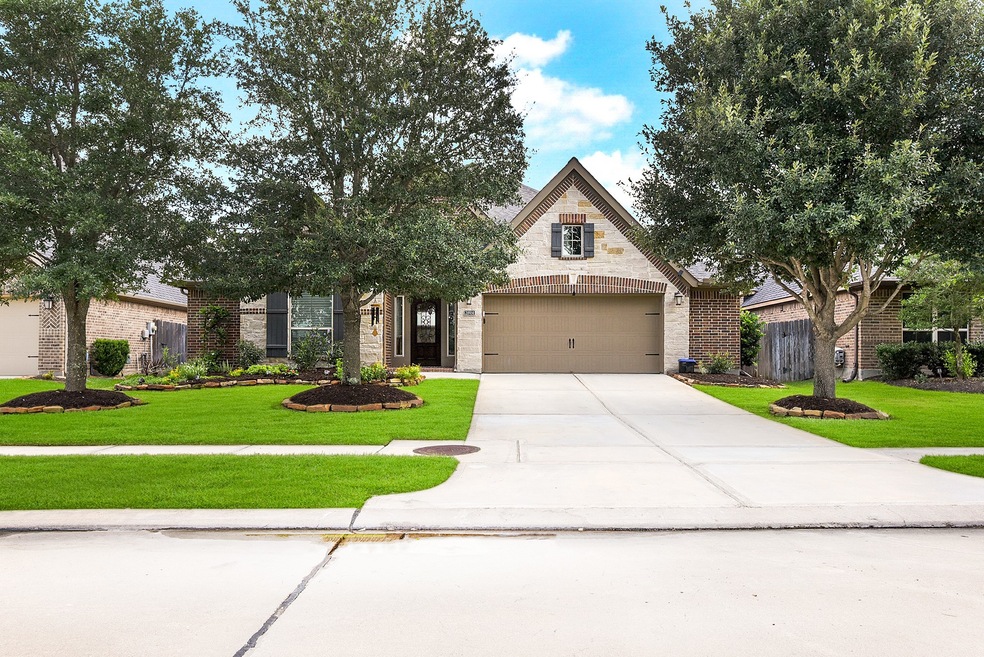 Welcome to this remarkable single-story home, nestled in the highly desirable Firethorne Master Planned Community and zoned to award-winning schools.