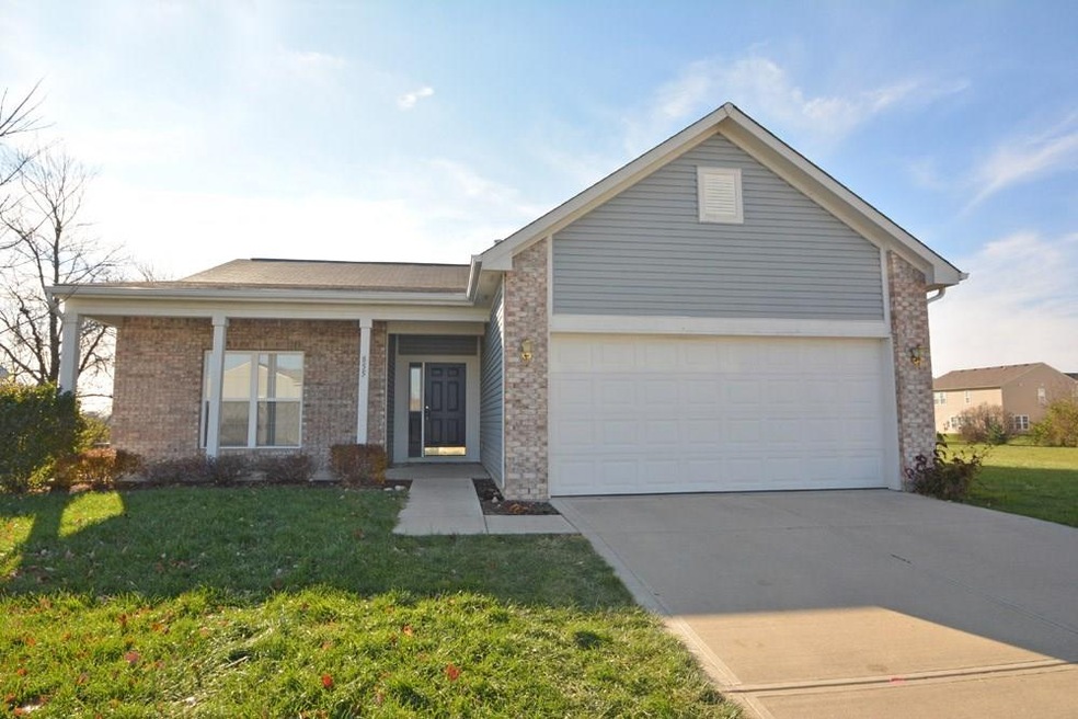 855 Jack Pine Dr, Whiteland, IN 46184 - photo 1