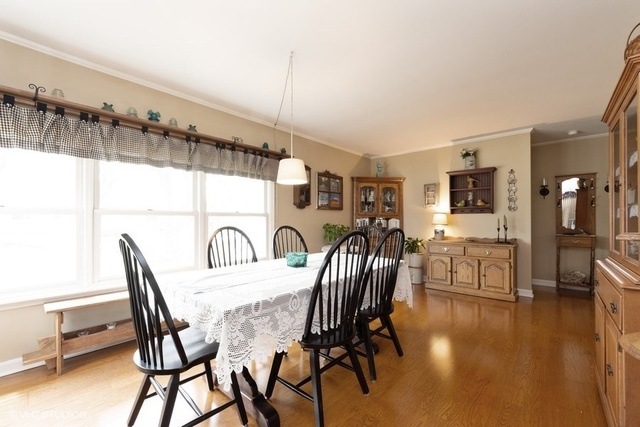 3511 Sigwalt St, Rolling Meadows, IL 60008 - photo 1