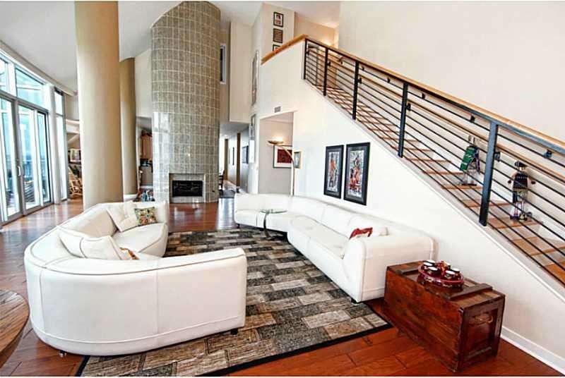 Living Room.