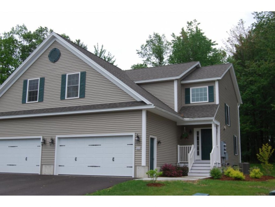 213 Fox Run unit 213, Colchester, VT 05446 - photo 1