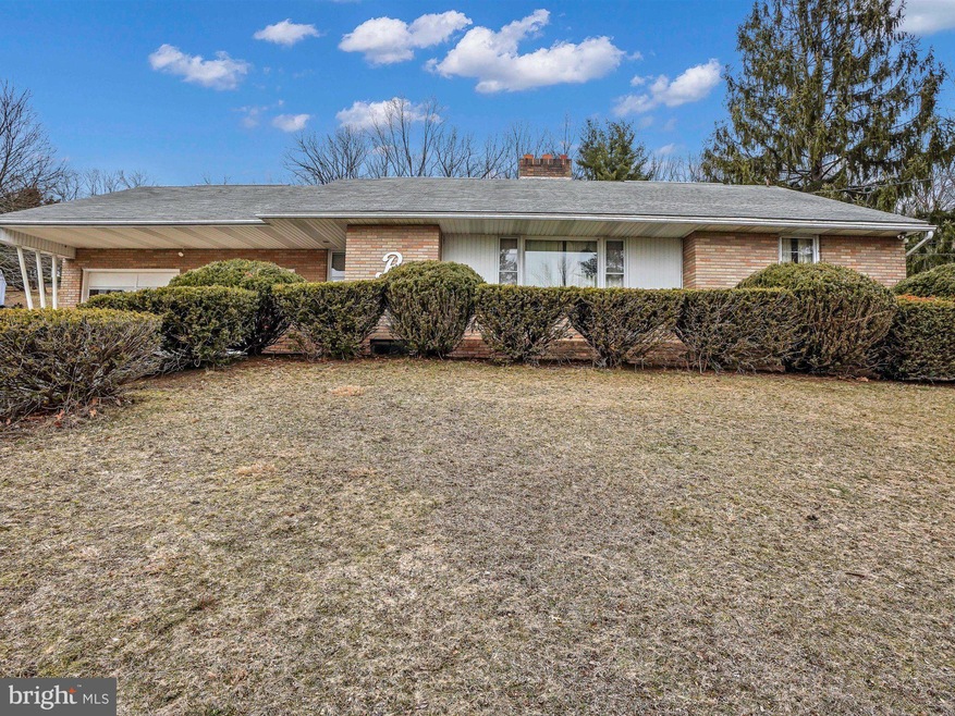 245 Walters Ave, Orwigsburg, PA 17961 - photo 1