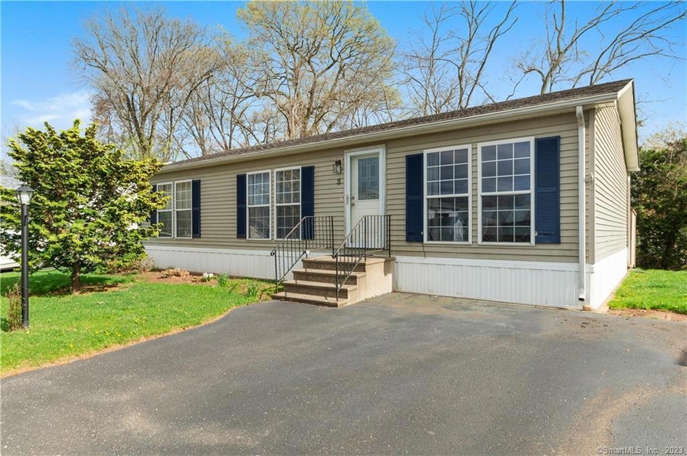 3 Laurel Cir, East Windsor, CT 06088 - photo 1