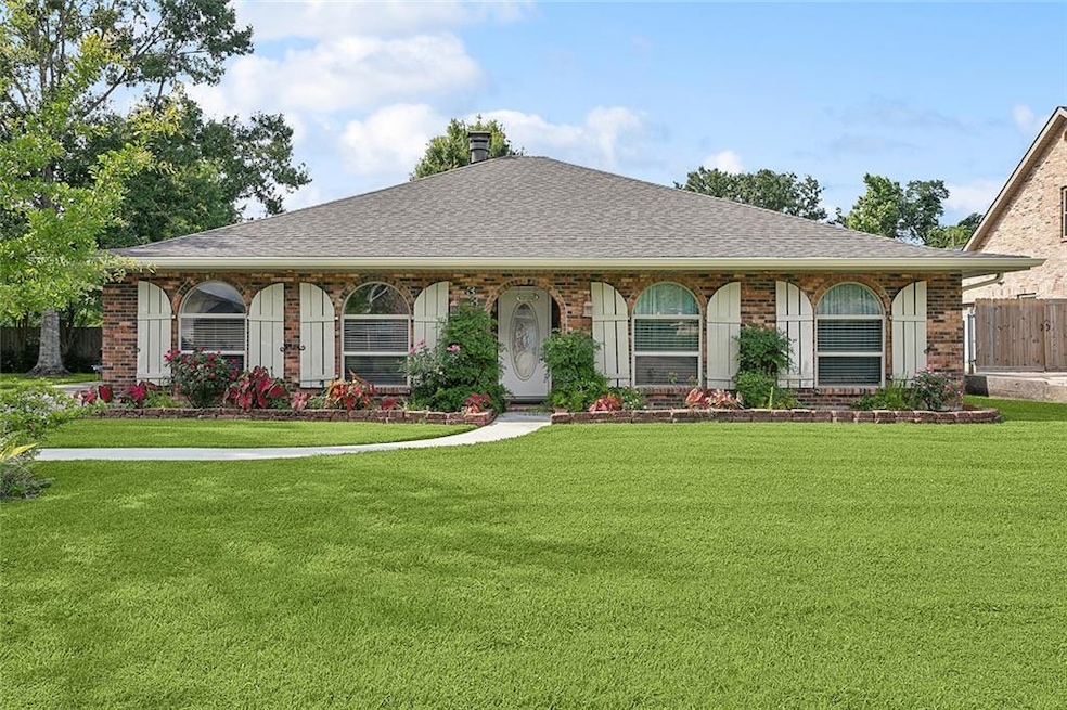 335 Devon Rd, La Place, LA 70068 - photo 1