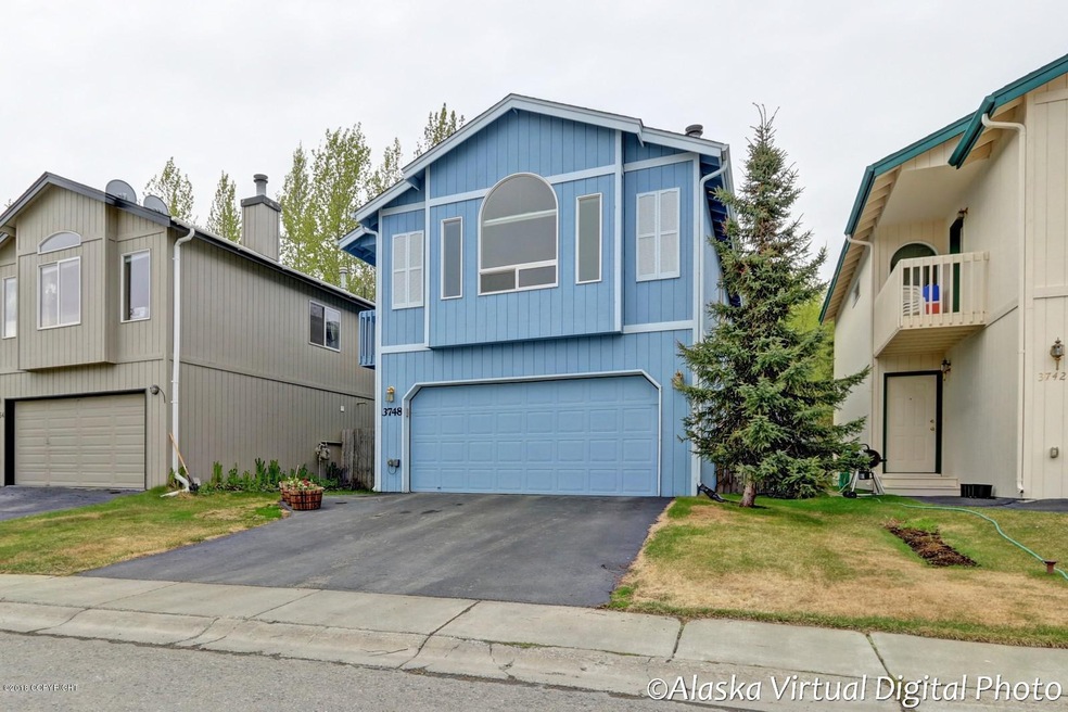 3748 Sycamore Loop