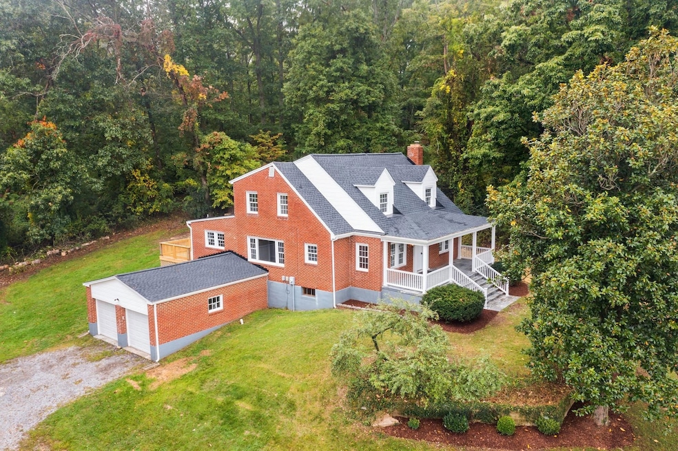 1330 5th St, Waynesboro, VA 22980 - photo 1