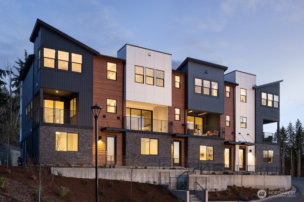 Cross Kirkland Towns by Toll Brothers