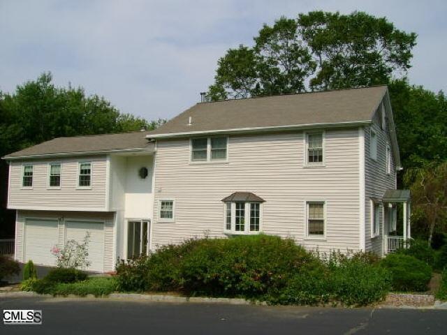 6095 Main St, Trumbull, CT 06611 - photo 1