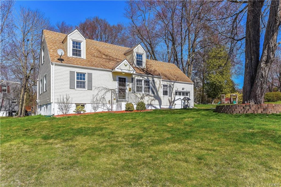 32 Crestview Ave, Cortlandt Manor, NY 10567 - photo 1