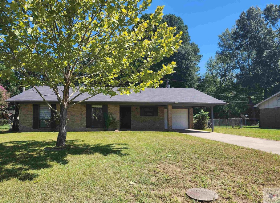 2105 Handley St, Texarkana, TX 75501 - photo 1
