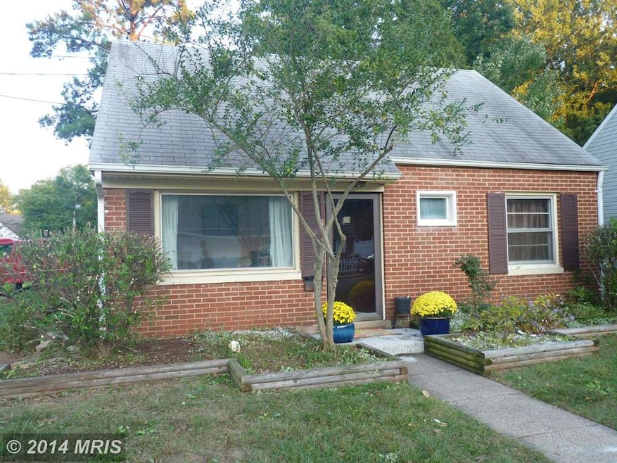 195 Martin Dr, Manassas Park, VA 20111 - photo 1