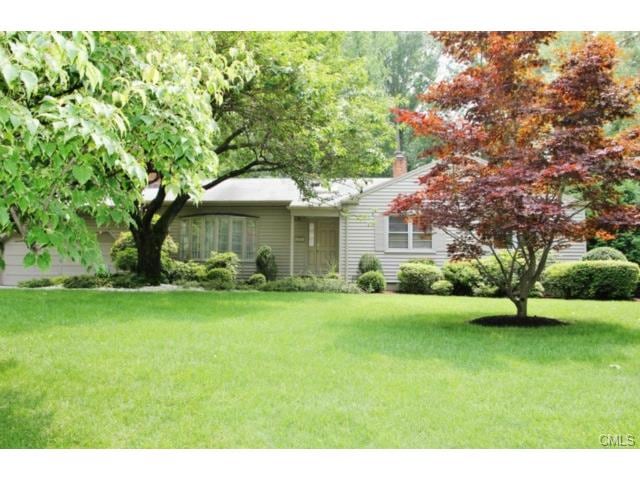 179 Berrian Rd, Stamford, CT 06905 - photo 1