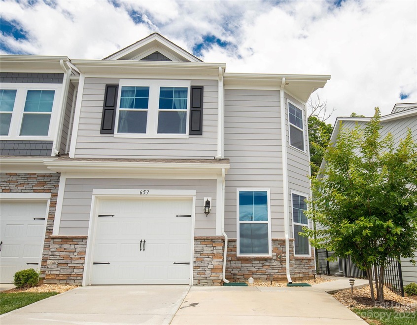 657 Cypress Glen Ln, Clover, SC 29710 - photo 1